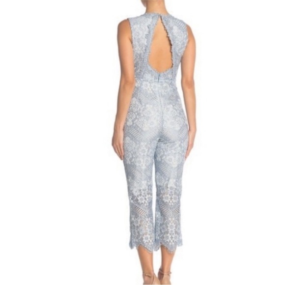 NWT Foxiedox Ice Blue Floral Lace Sleeveless V-Neck Jumpsuit Size Small - Picture 7 of 13